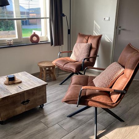 Bungalow Op Bedrijf Met Melkkoeien 德科克斯多普 外观 照片
